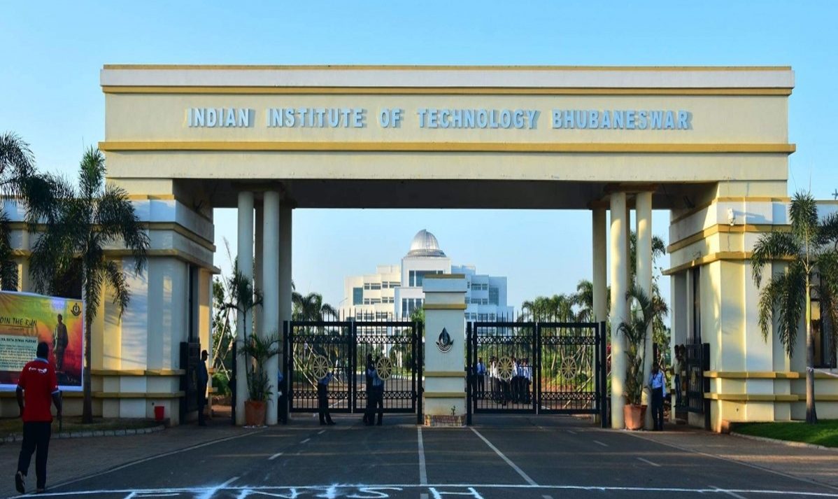 Roped in Premier Institutes of India for R and D and HRD. Established MGM Chair Professor at IIT, Bhubaneswar by Creating an Endowment Fund of Rs. 3 Crores since the year 2011.
